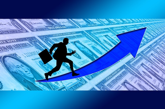 8 Passive Income Ideas to Build Wealth in 2025